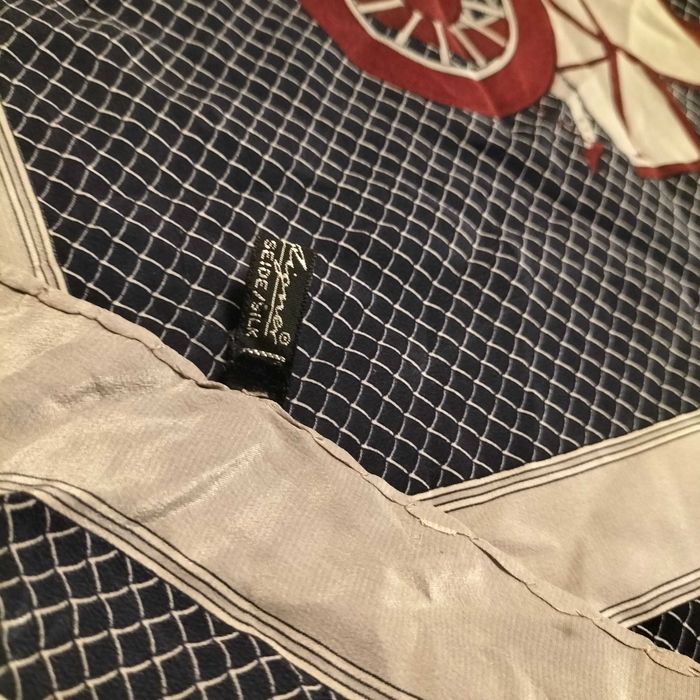 Шовковий  платок aigner (великий розмір)