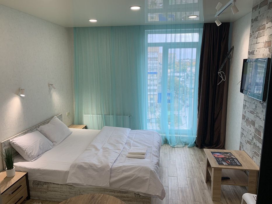 Чистая. Культуры. Метро Научная