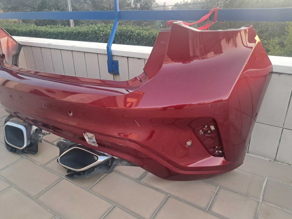 Para-choques de trás Ford Focus Modelo vignale