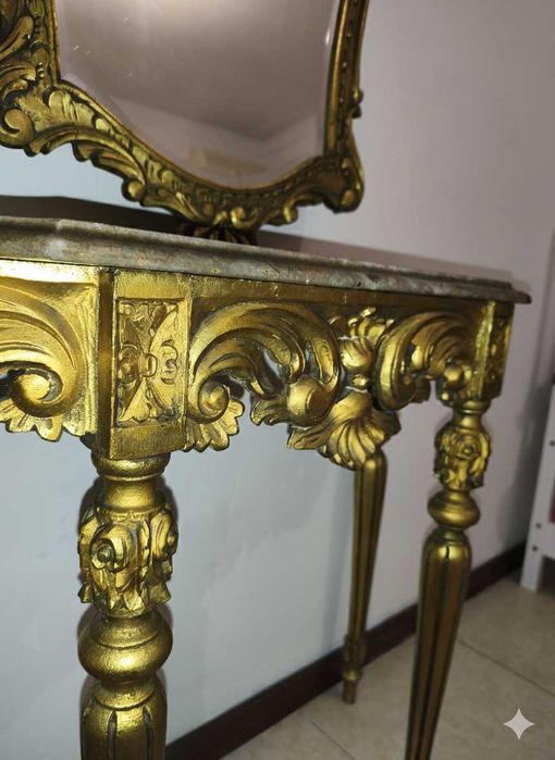 Vendo consola com espelho