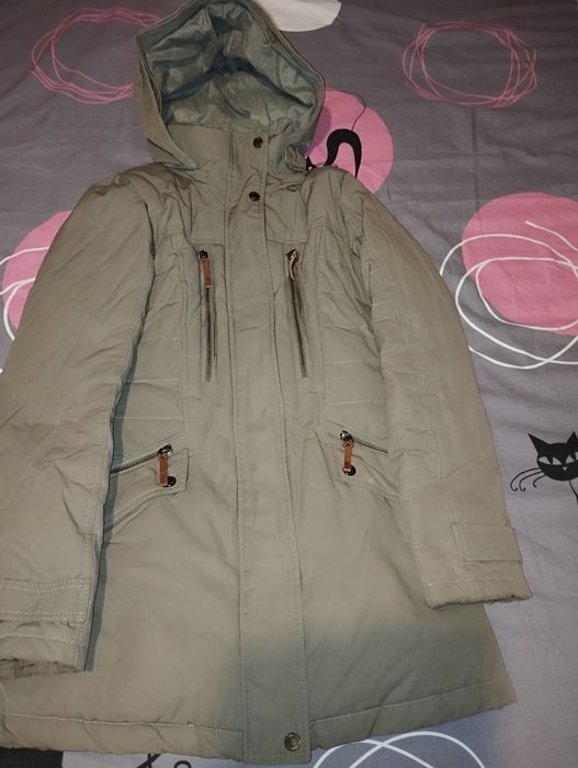 Пуховик- куртка.