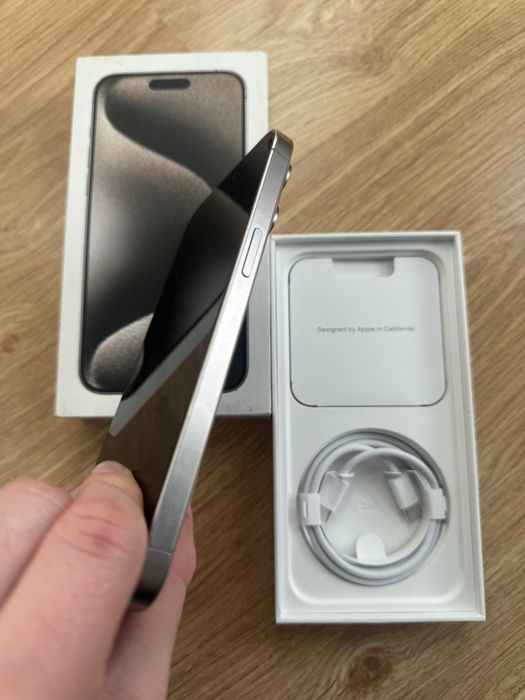 Iphone 15 Pro Max de 256gb com fatura ( Como Novo)