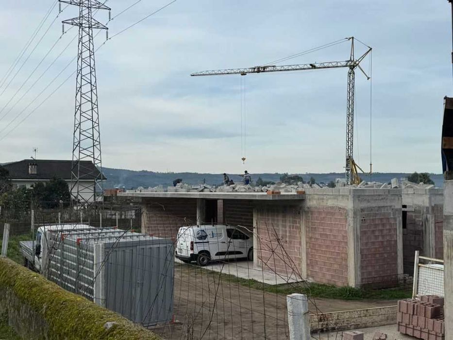 Grua Tecnho - 17 m de lança