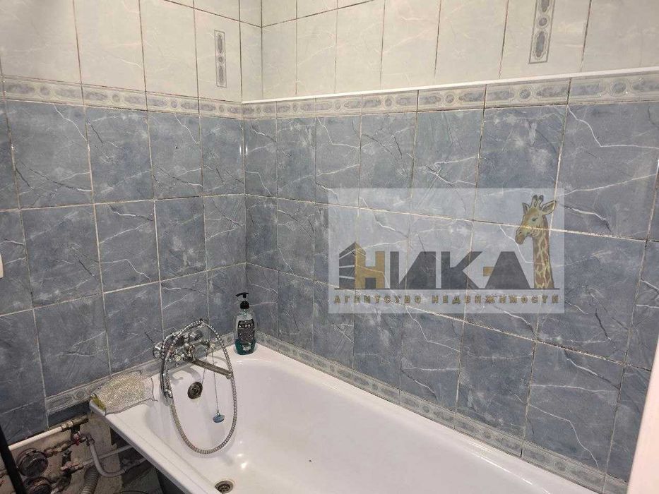 Продам 2-х кімнатну квартиру вул. Лахтінська