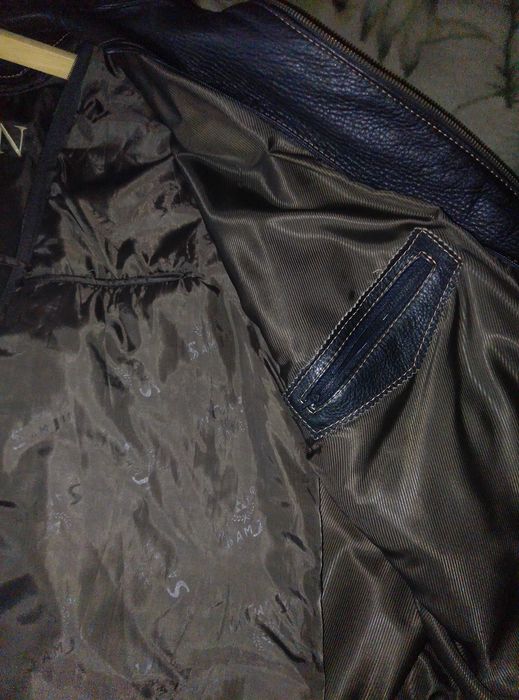 Удобная мужская куртка.