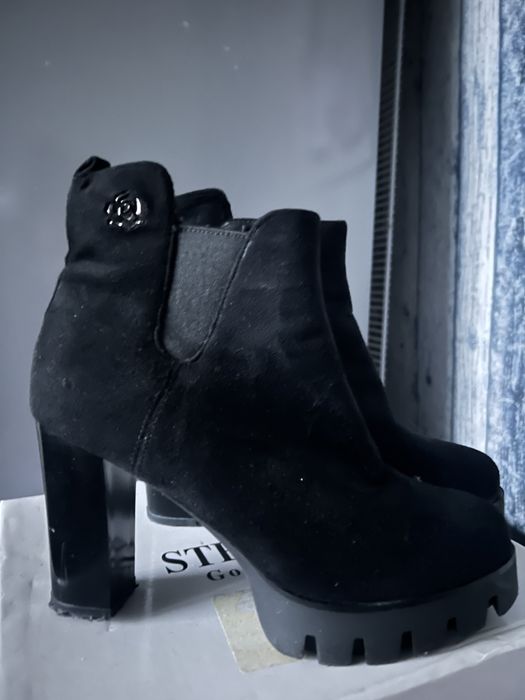 Ботинки демісезон розмір 37