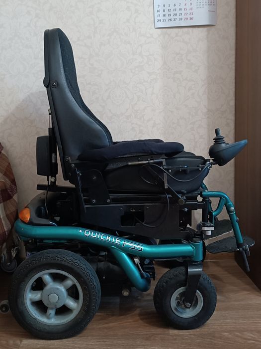 Електрична коляска під ремонт або на запчастини