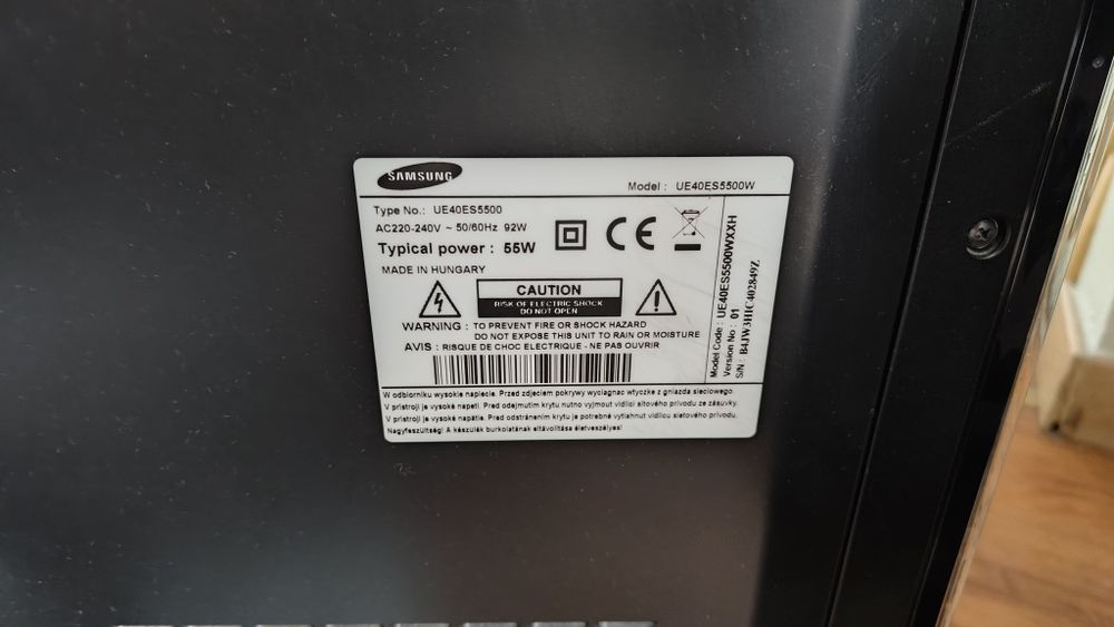 Tv Samsung 40 cali z pilotem