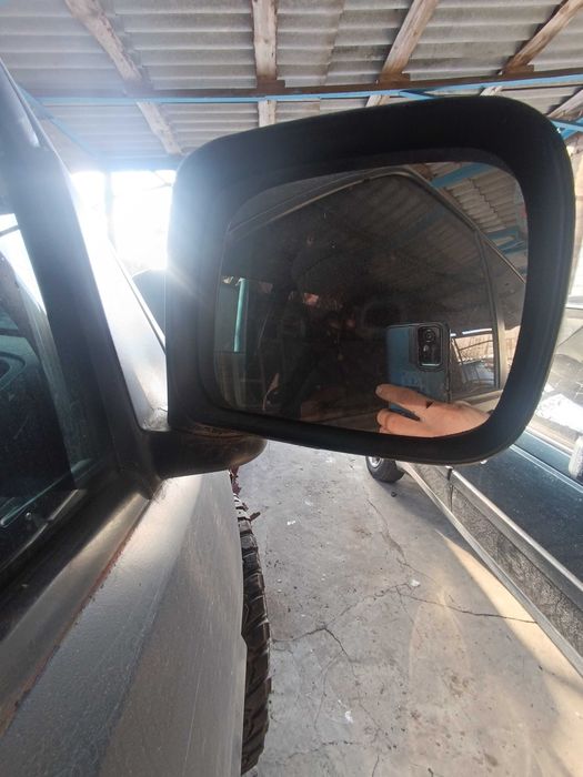 Зеркало Ниссан Террано Форд Маверик Nissan Terrano Дзеркало боковє