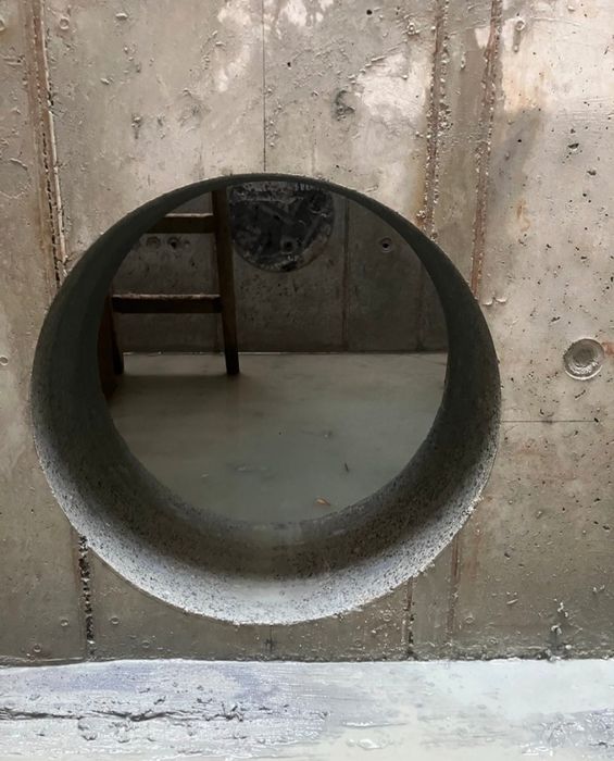 Різка бетону. Свердління отворів 
- димоходів 
- витяжк