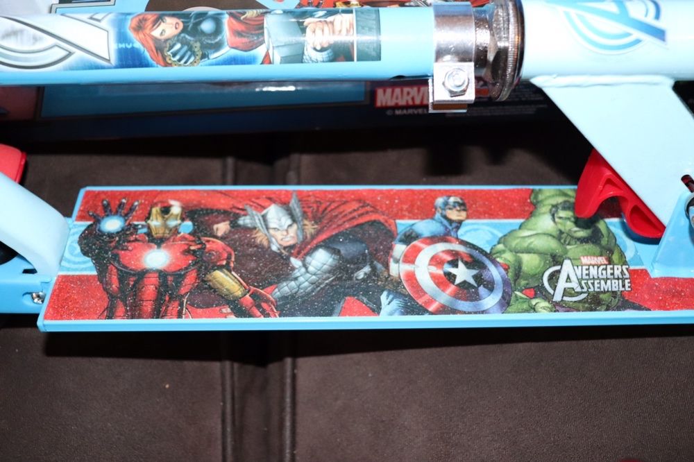 Trotinete nova avengers marvel a estrear