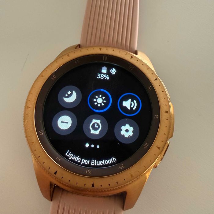 Smartwatch Samsung Galaxy Watch 42mm Rose Gold + Carregador