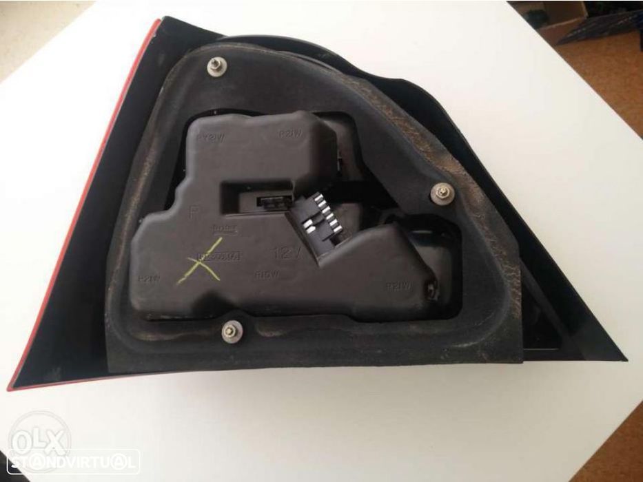 Farolim farol tras direito rover 25 mg zr