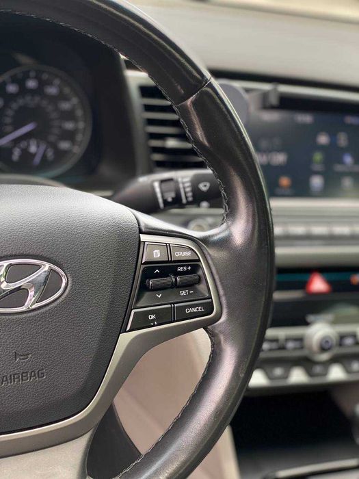 Hyundai Elantra 2018