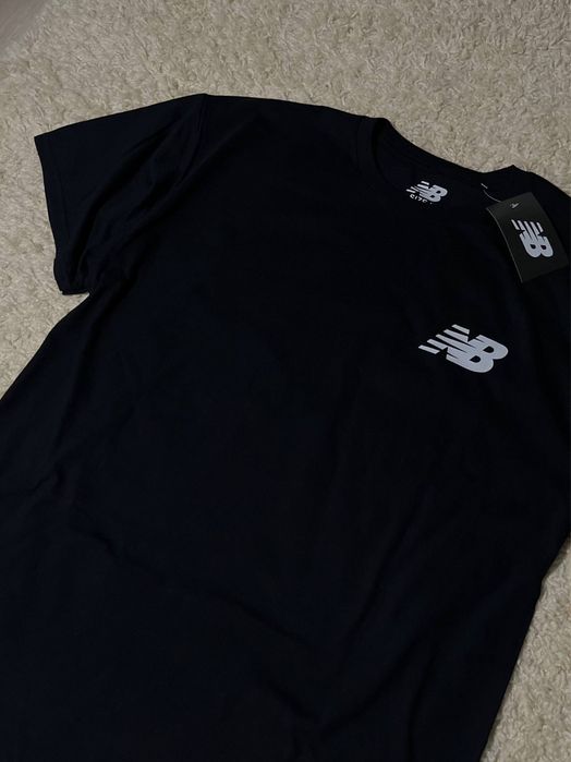 футболка new balance
