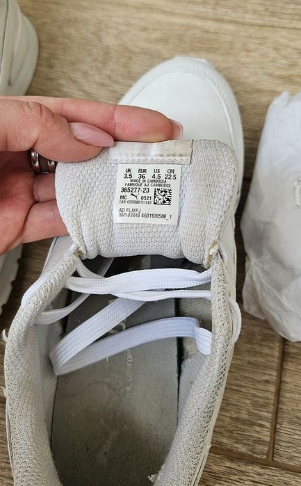 Жіночі кросівки  Puma Formstrip