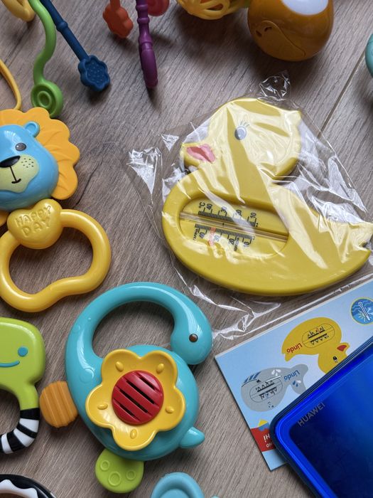 Іграшки для немовляти 0+ ( великий набір | як нові )