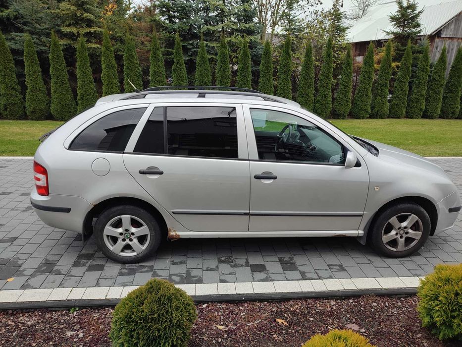 Skoda Fabia 1.4 16V 75KM Sport Line