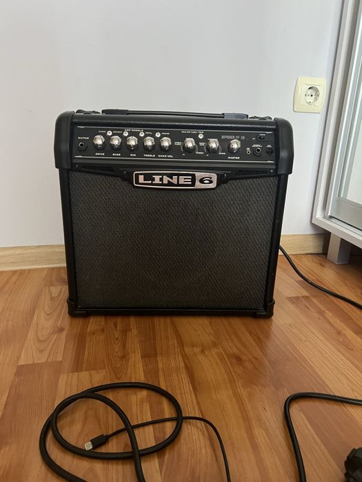 Гітарний комбопідсилювач Line 6 Spider IV 15 — 15 Вт