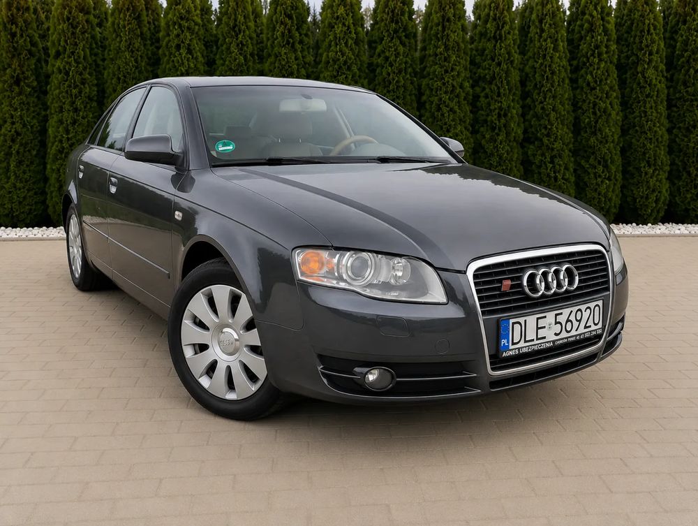 Audi A4 Limousine 2