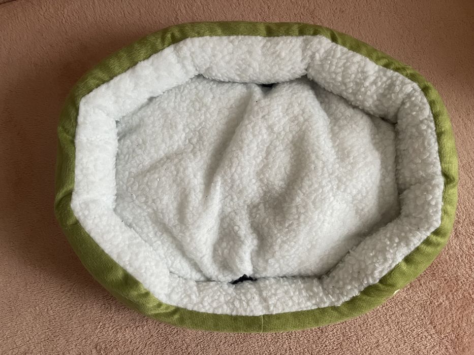 Плюшеве ліжко для котів і собак малих порід 35х45 см