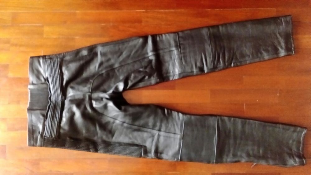 Calças de pele Bikers tamanho 42