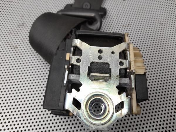 Cinto frente direito FORD Focus II (DA_)