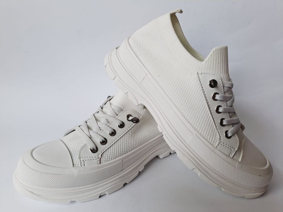 Trampki damskie, slip-on, obuwie sportowe, białe - rozmiar 39
