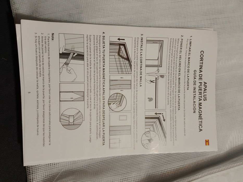 Moskitiera magnetyczna do drzwi biała 120 x 220 cm Apalus BF003