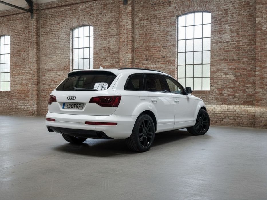 Audi Q7 3.0Tdi v6 quattro S-Line