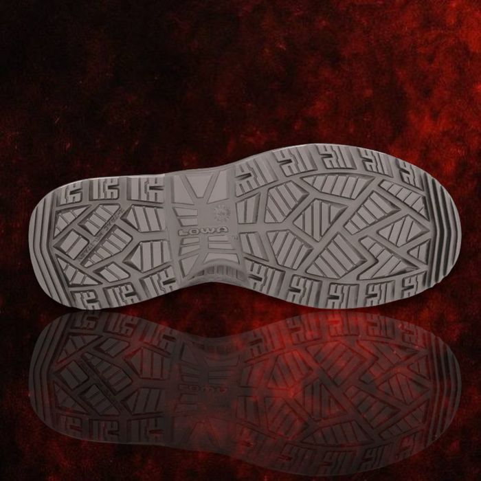 Продам тактичне взуття Лова Lowa Zephyr