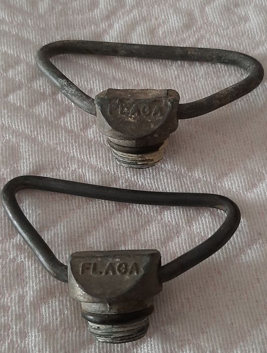 2 tampas flaga metalicas para colecionadores