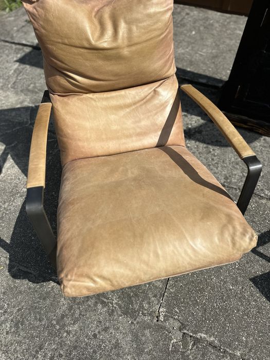 Fotele skorzane marki elenora