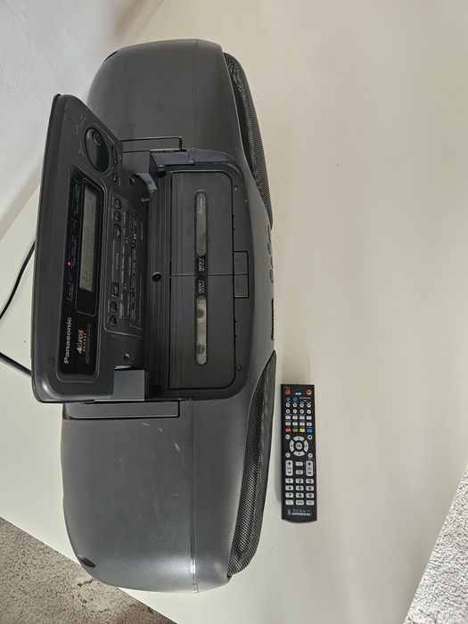 Radioodtwarzacz Panasonic RX DT 707