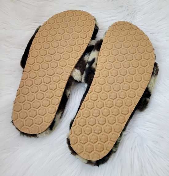 Militarne / wzorzyste kapcie / pantofle, Steve Madden, 36 (22,5-23 cm)