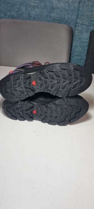 Salomon 40.      .