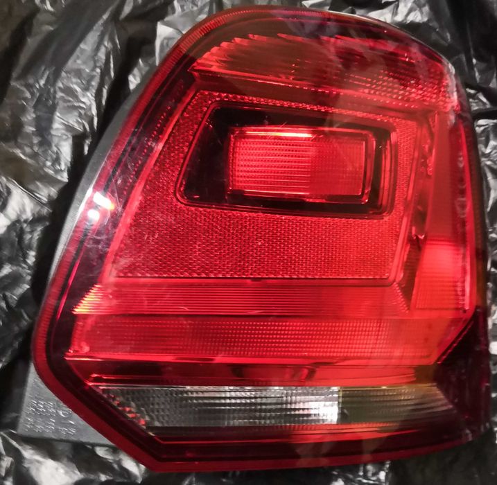 Farolim traseiro direito usado Volkswagen Polo 5