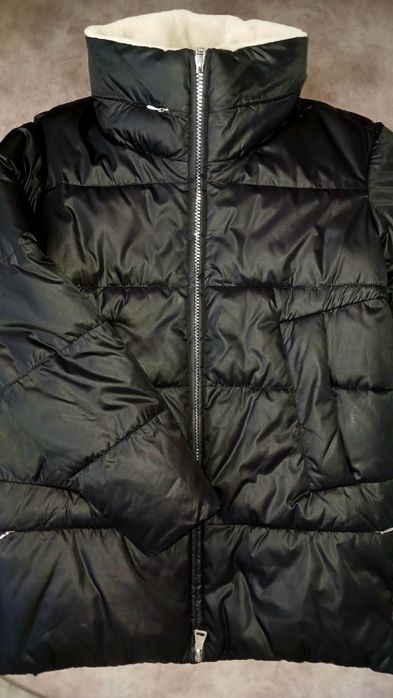 Зимова жіноча куртка пуховик