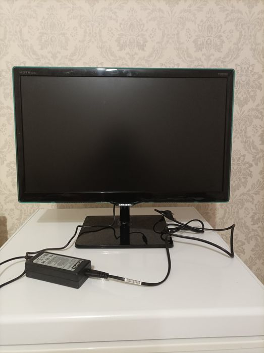 TV Монітор Samsung 22