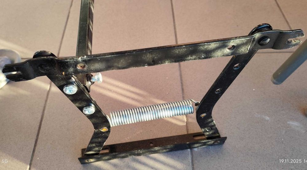 Podnośnik otwierania kanapy/wersalki