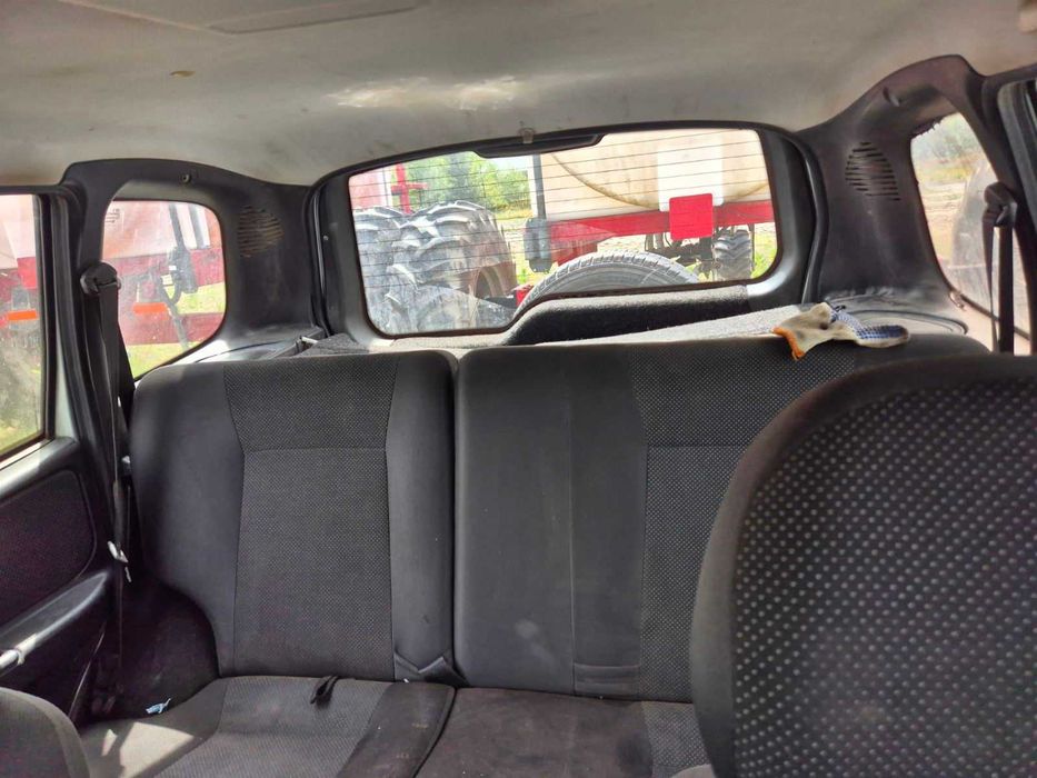 Автомобіль CHEVROLET NIVA -21230