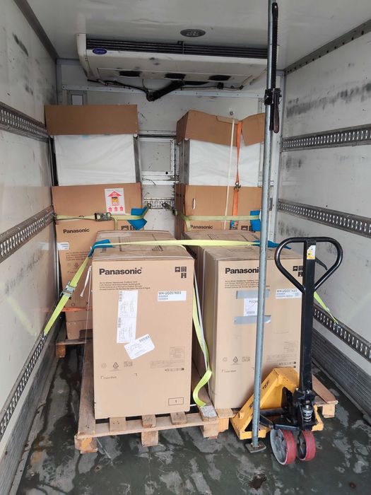 Auto z windą Poznań Usługi transportowe Przewóz palet maszyn rzeczy