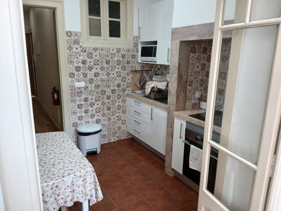 Arrenda-se quarto