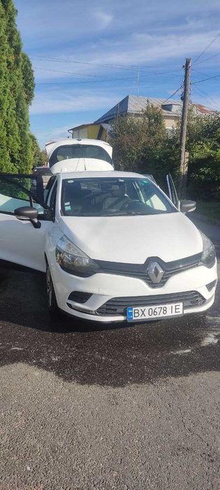 Автомобіль Рено Кліо