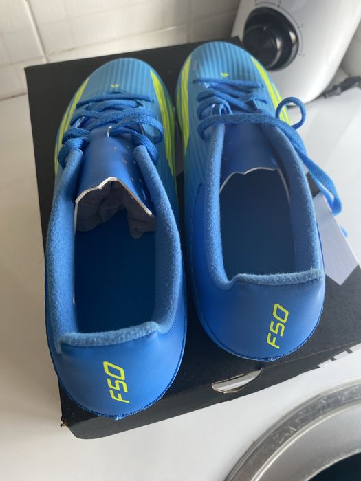sapatilhas futebol 5