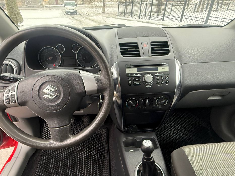 Продам автомобіль suzuki sx4