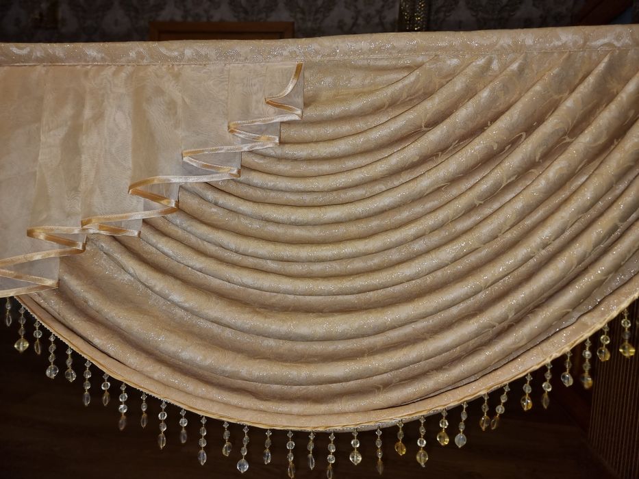 Комплект гардин із блискучої, падучої велюрної тканини