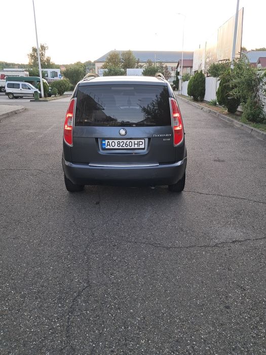 Продам Skoda Roomster