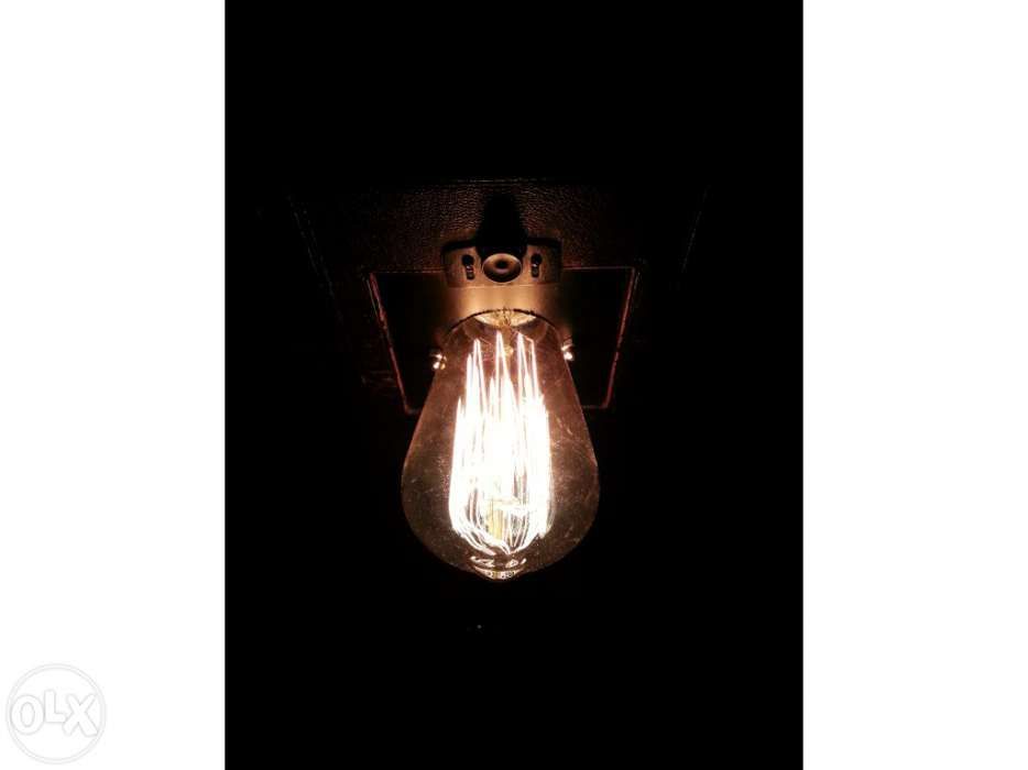 Candeeiro de pé - Thornton Pickard