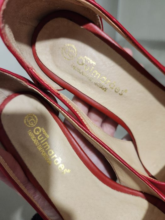 Жіночі туфлі-слінгбеки бренду Guimarães